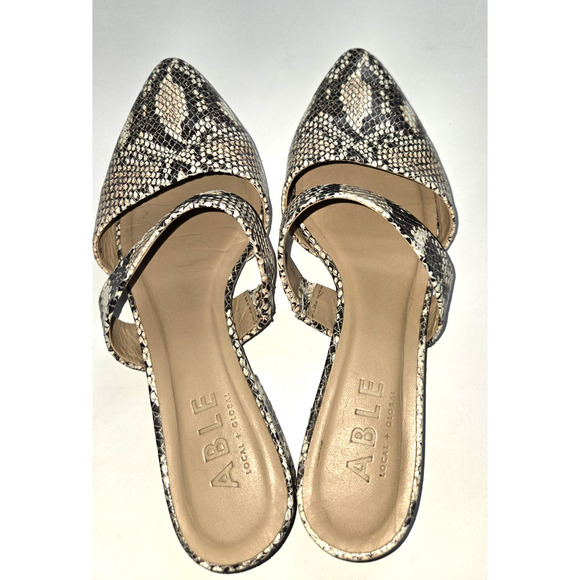 ABLE JOSELYNE Reptile embossed leather pointed toe slip ons 6.5 Womens - Picture 5 of 11